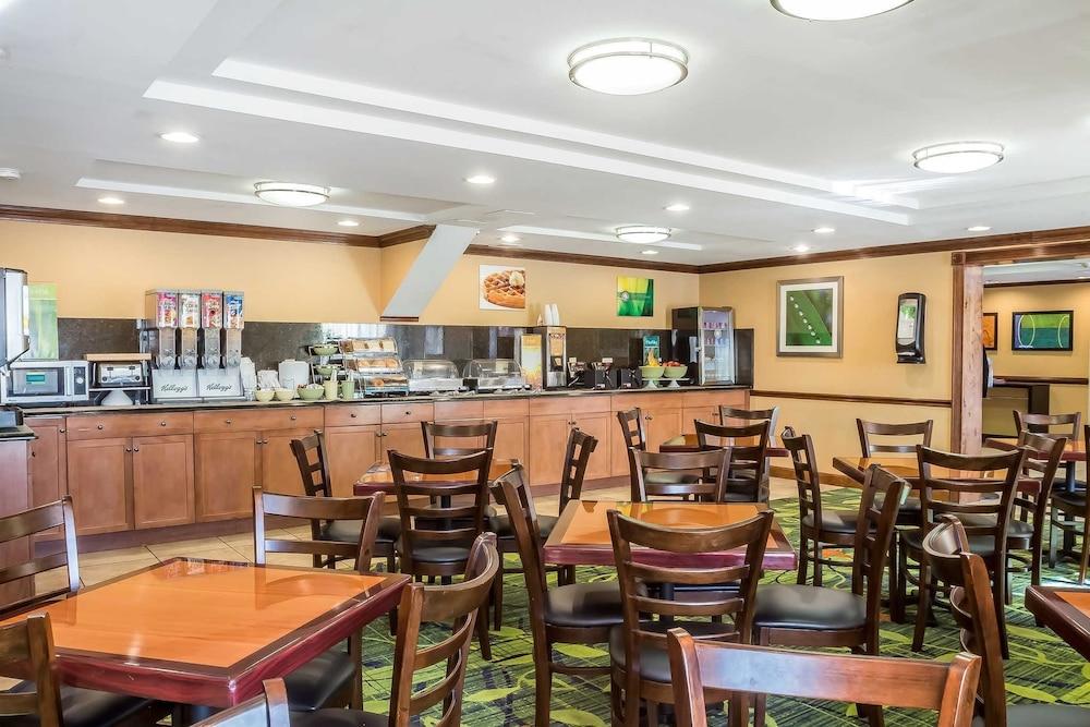 Quality Inn Spring Valley - Nanuet Eksteriør bilde
