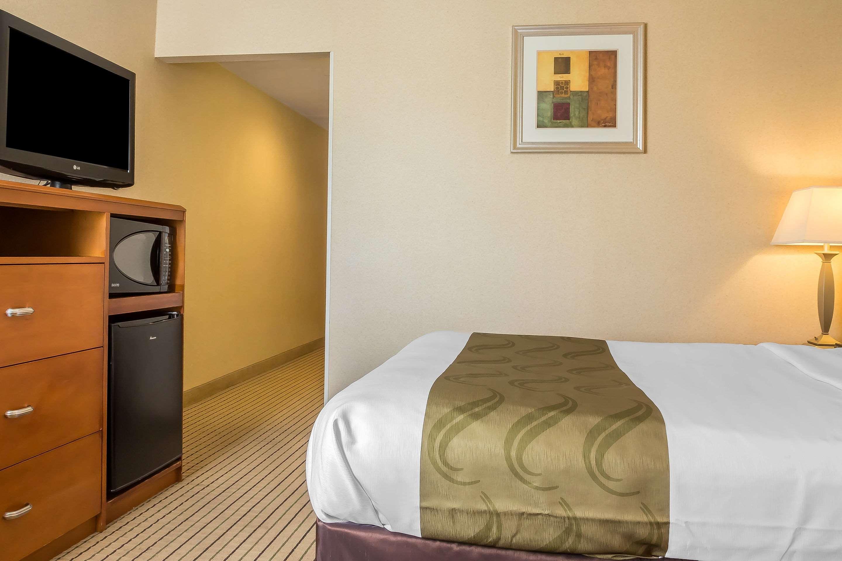 Quality Inn Spring Valley - Nanuet Eksteriør bilde