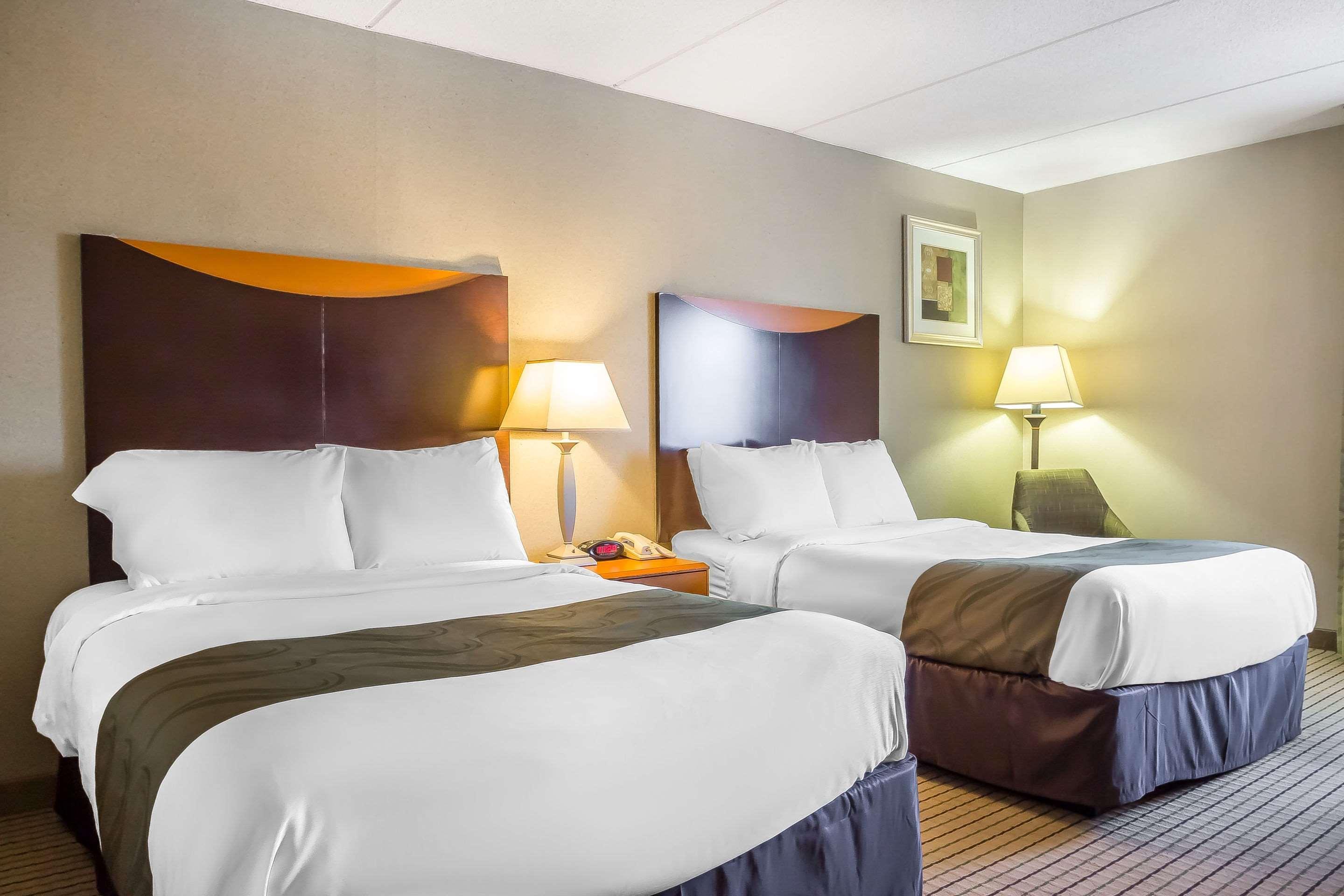 Quality Inn Spring Valley - Nanuet Eksteriør bilde