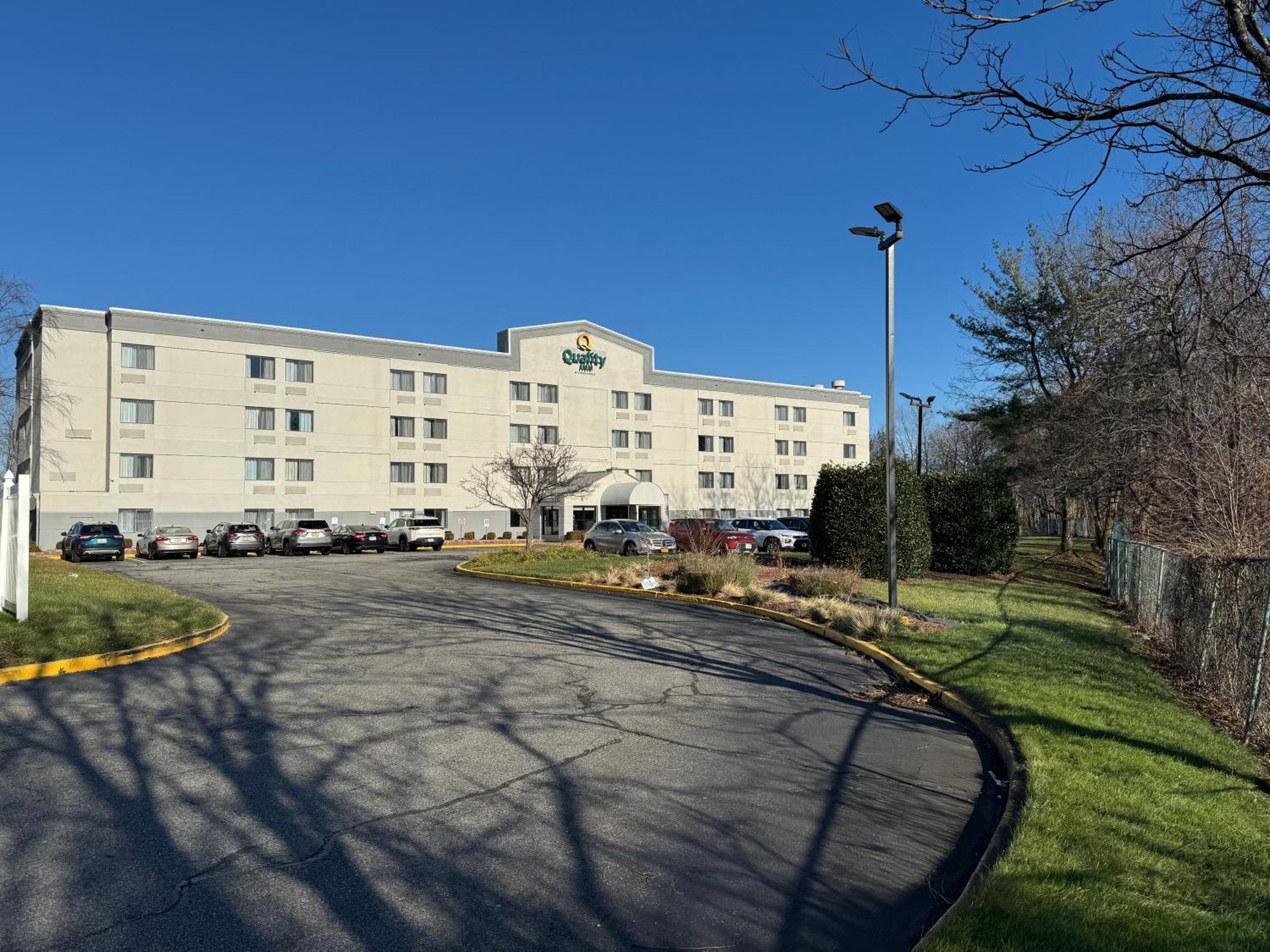 Quality Inn Spring Valley - Nanuet Eksteriør bilde