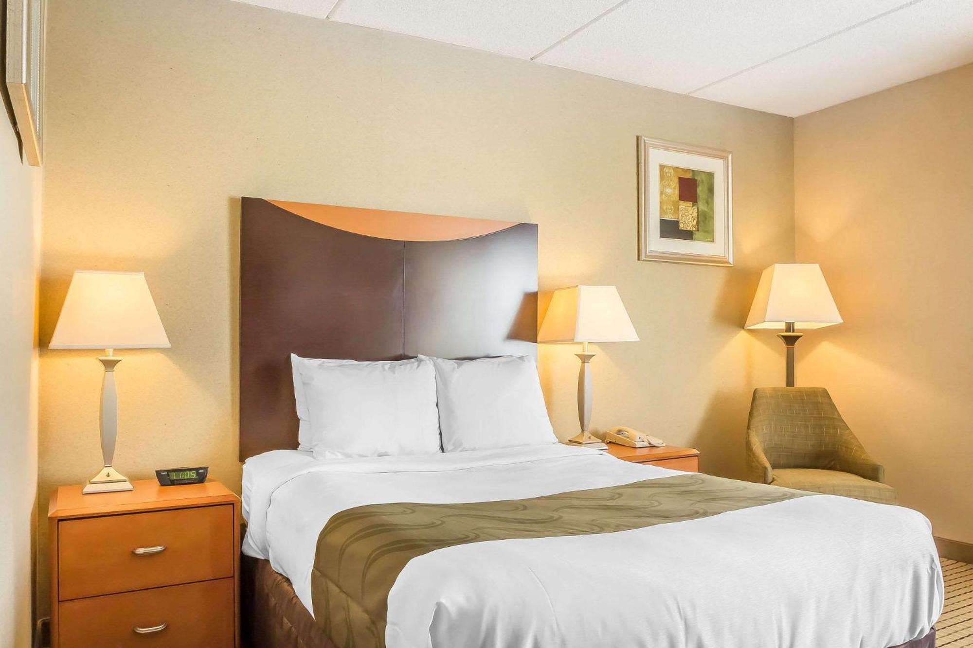 Quality Inn Spring Valley - Nanuet Eksteriør bilde