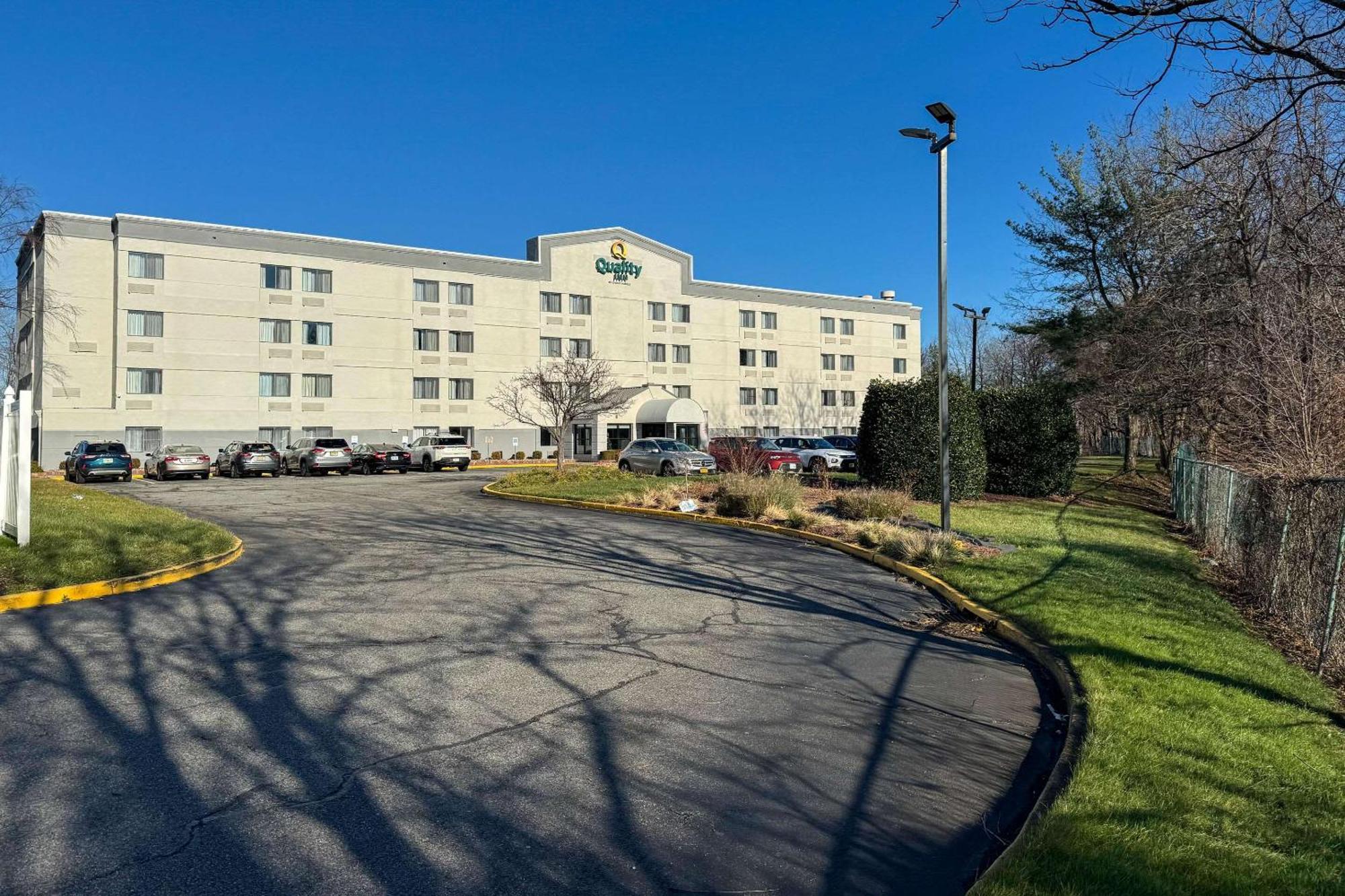 Quality Inn Spring Valley - Nanuet Eksteriør bilde